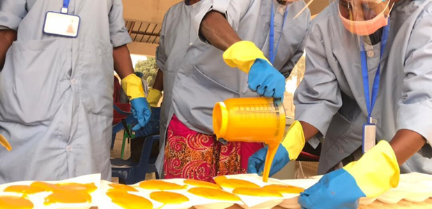 Soap making in Senegal, supported by Power to Change