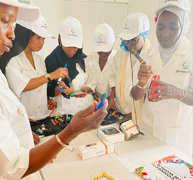 Women from rural Senegal as solar energy and maintenance technicians